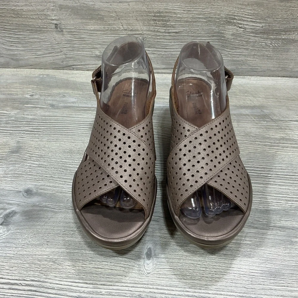 Clarks Reedly Variel Wedge Sandals Metallic Pale Bronze Women's Size 9 M